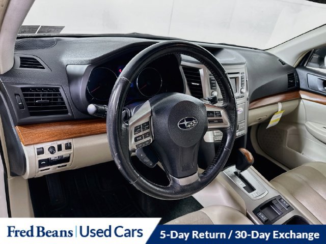 Used 2014 Subaru Outback 2.5i Limited w/ Moonroof Package AWD/4WD image 14