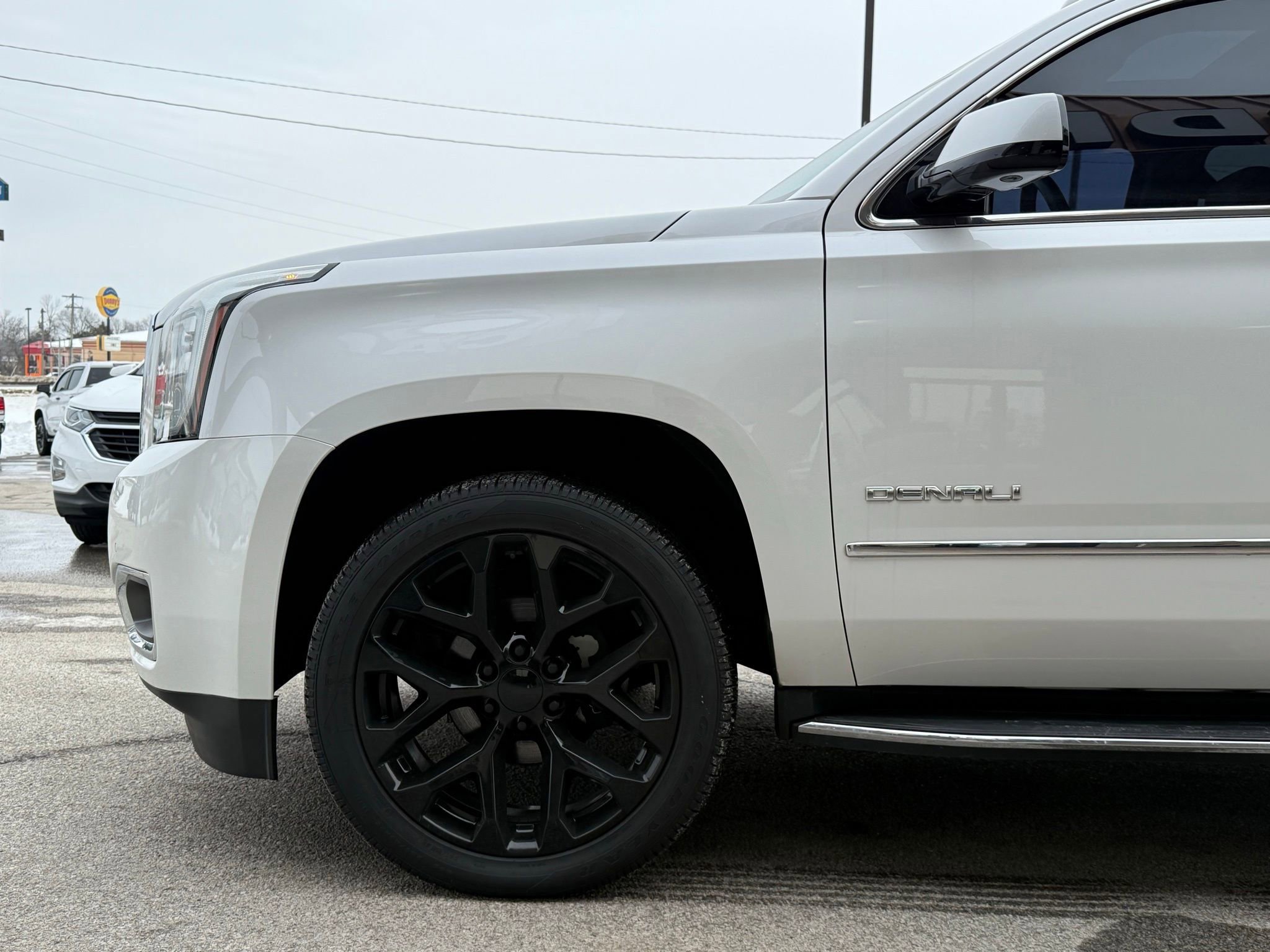 Used 2019 GMC Yukon Denali image 8