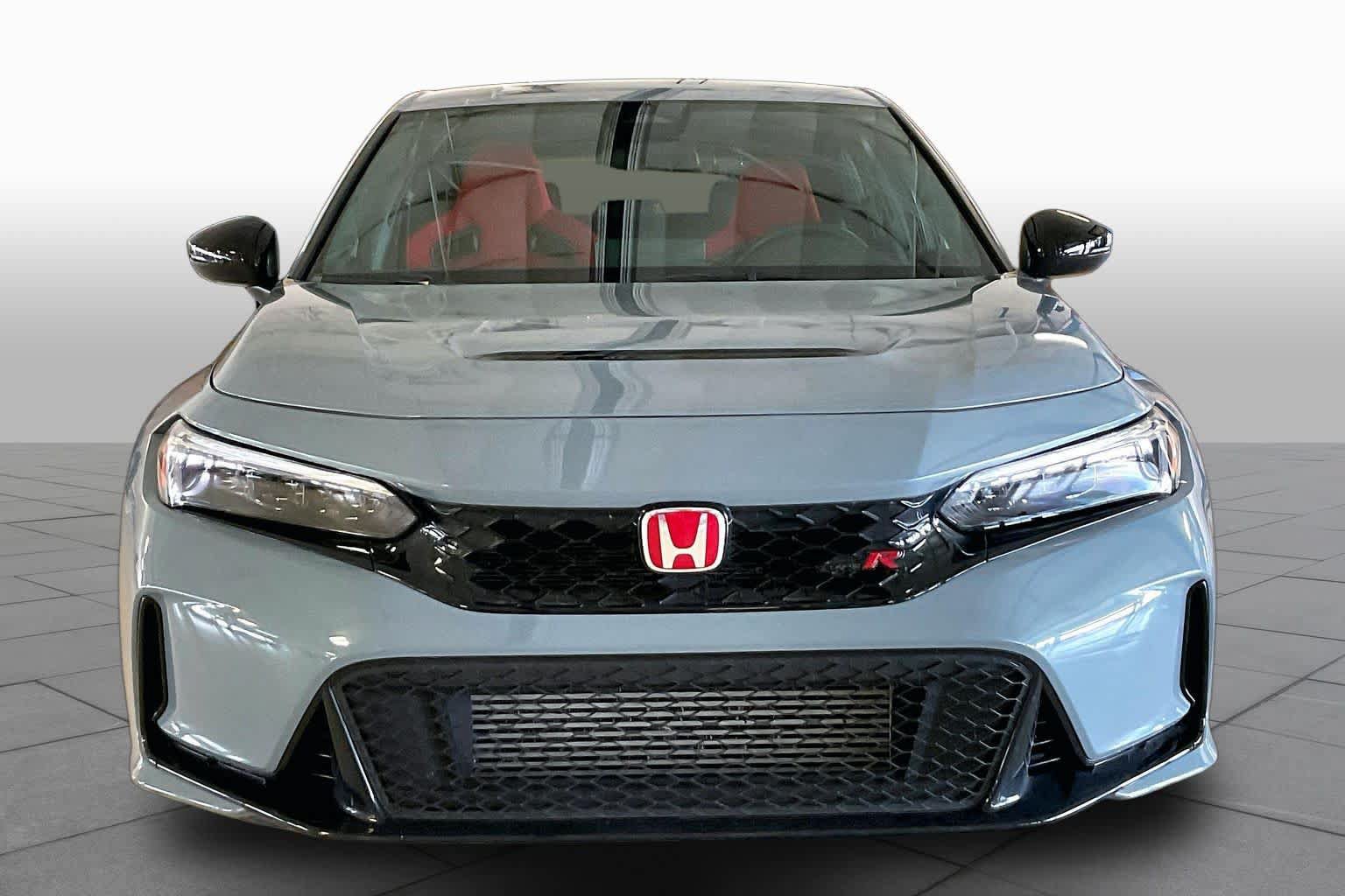 Used 2024 Honda Civic Type R image 3