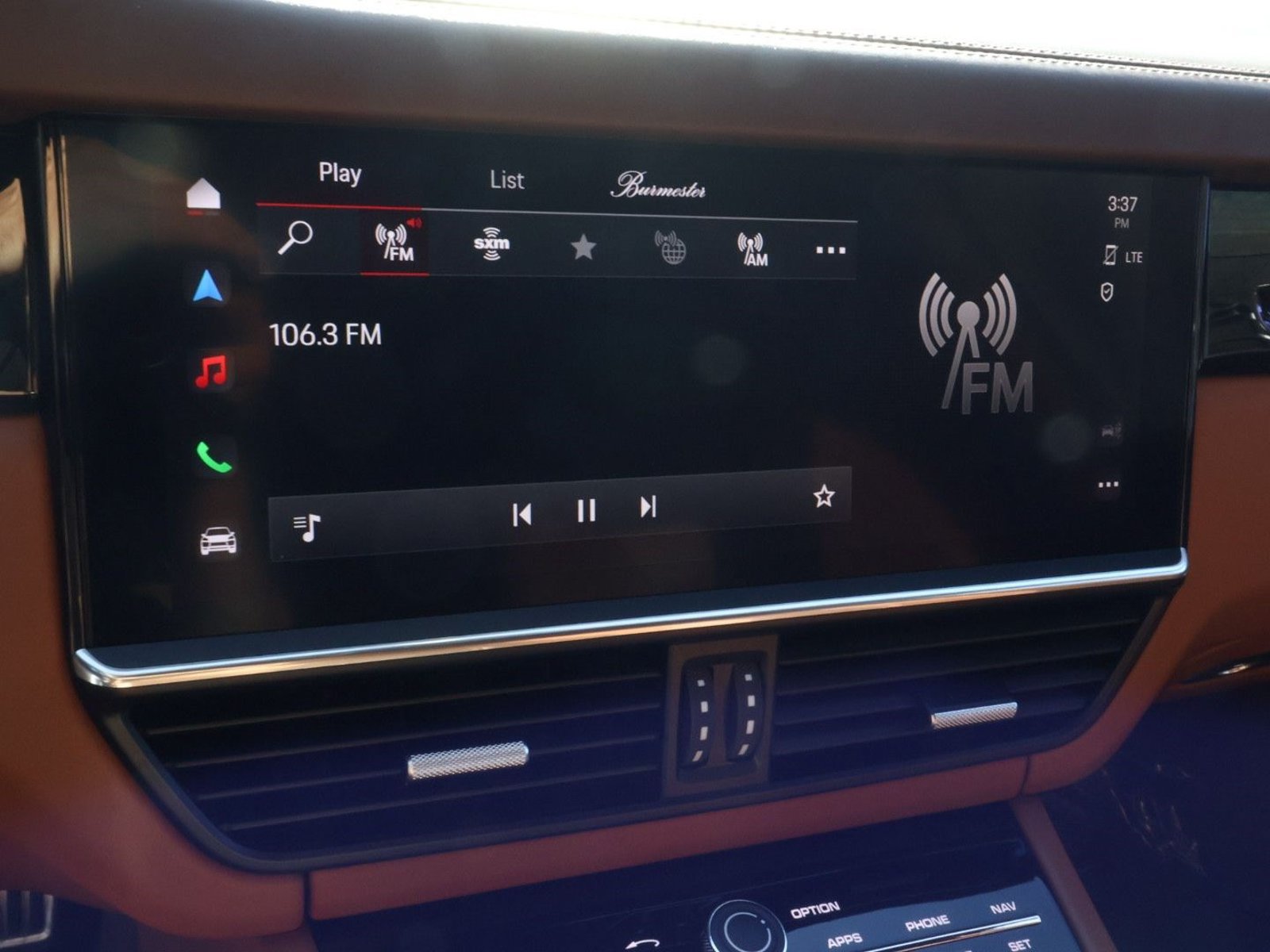 Certified 2022 Porsche Cayenne Turbo AWD/4WD image 19