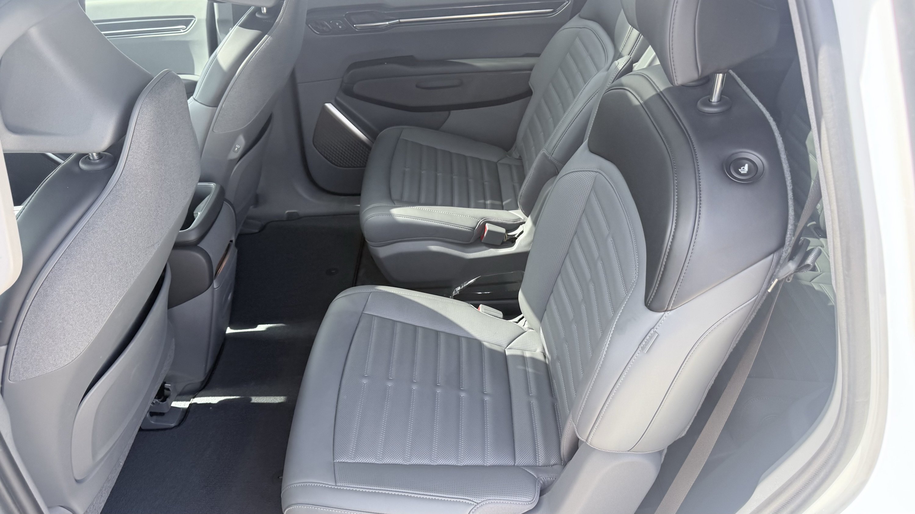 Used 2024 Kia EV9 Land AWD/4WD image 39