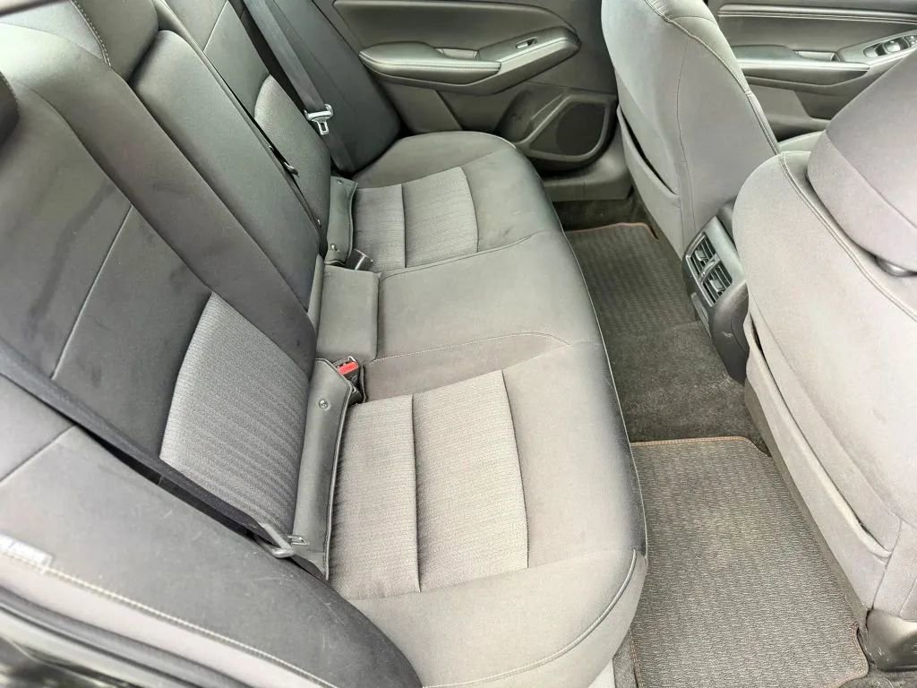 Used 2019 Nissan Altima 2.5 SV image 16