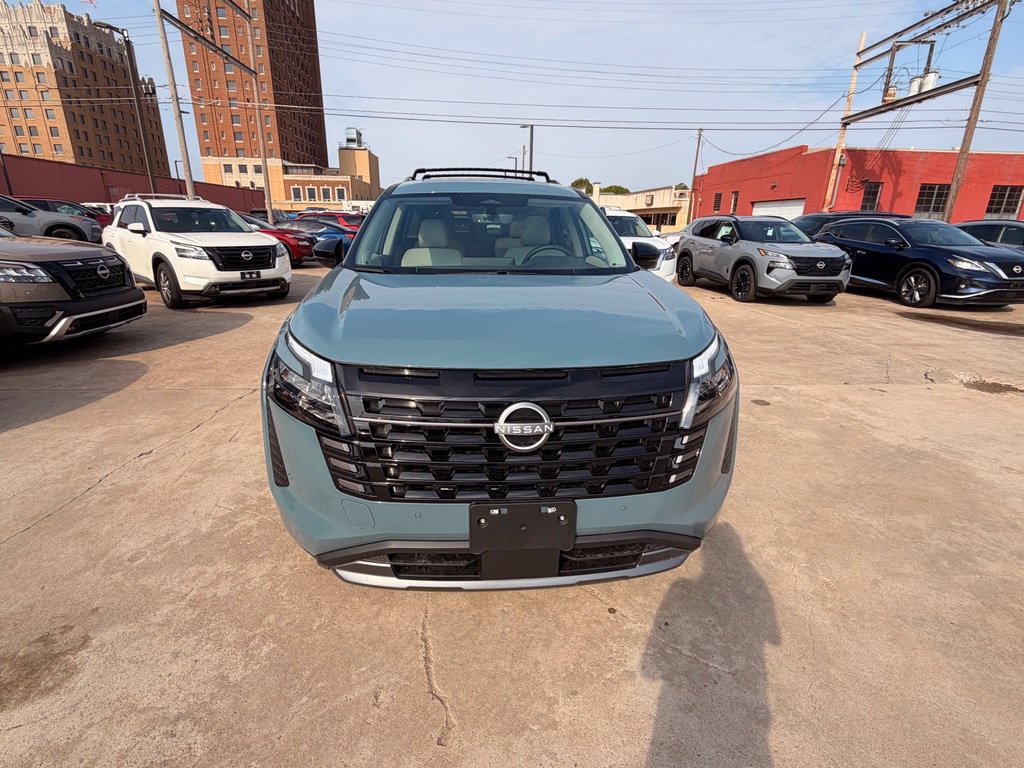 Certified 2026 Nissan Pathfinder SL w/ SL Premium Package FWD image 12