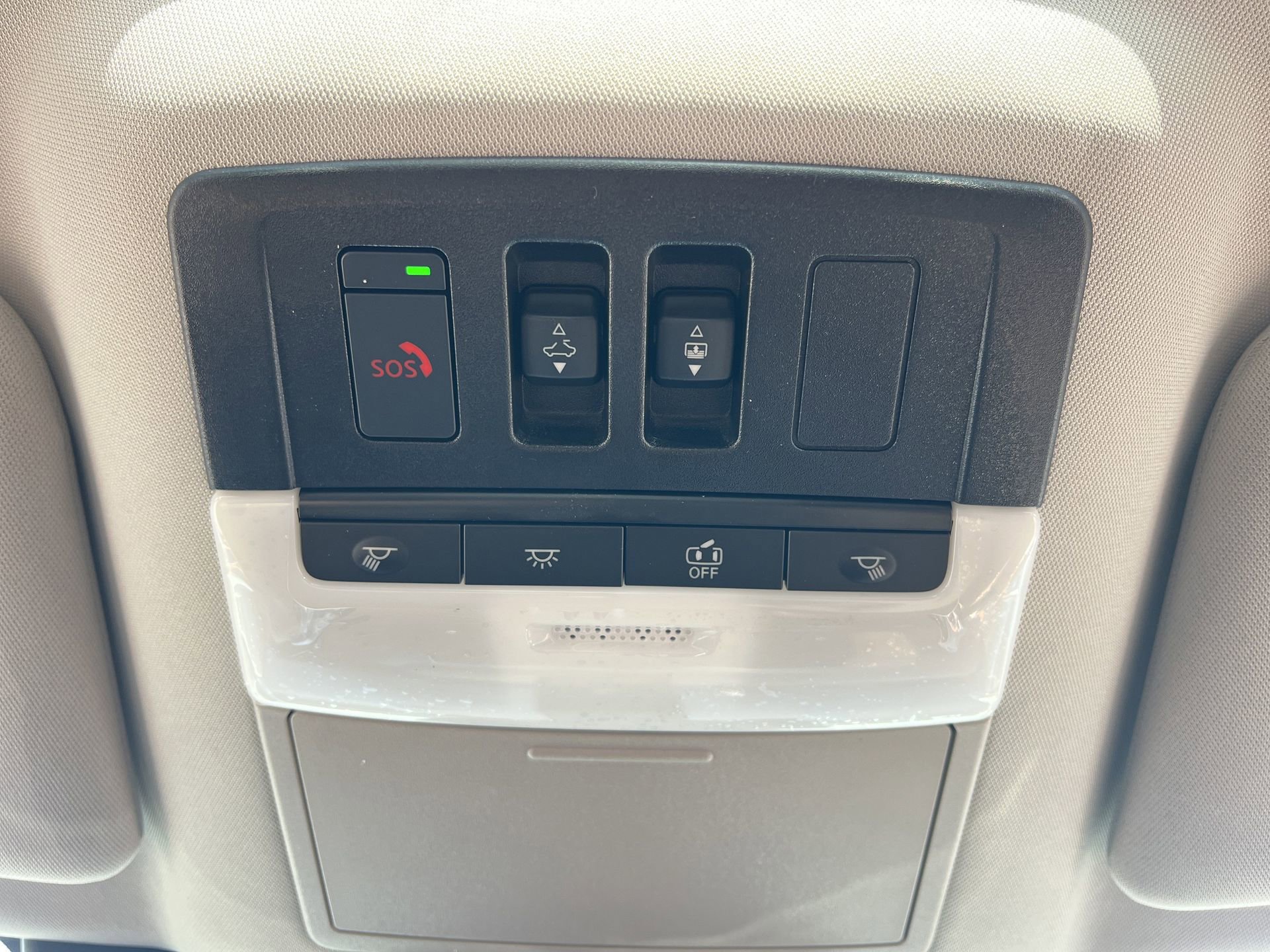 New 2026 Nissan Pathfinder Platinum image 14