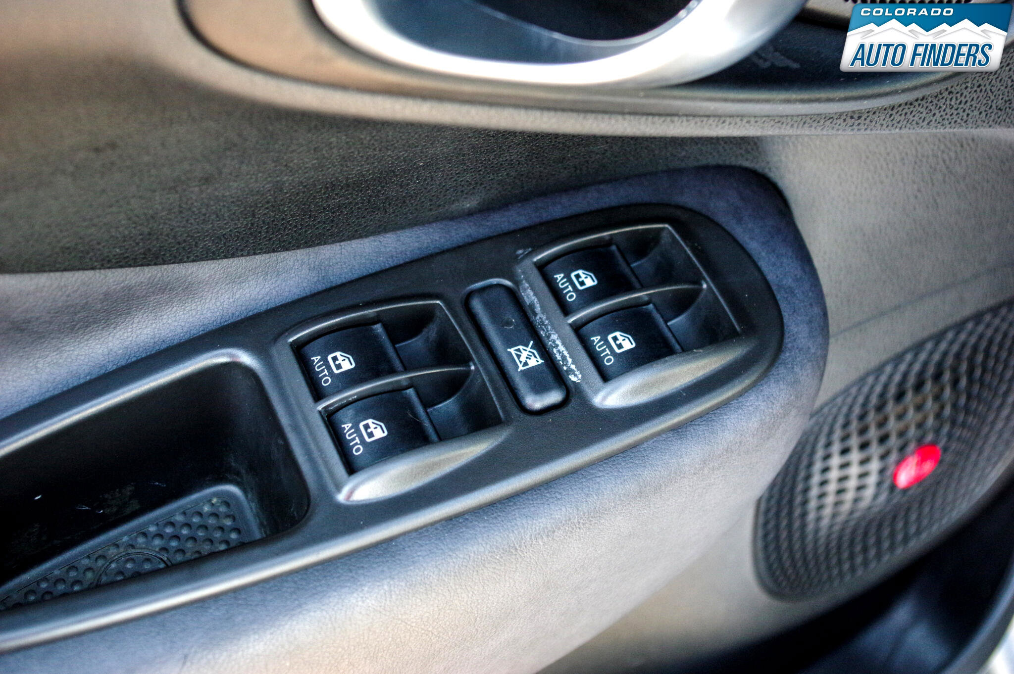 Used 2015 FIAT 500L Lounge image 8