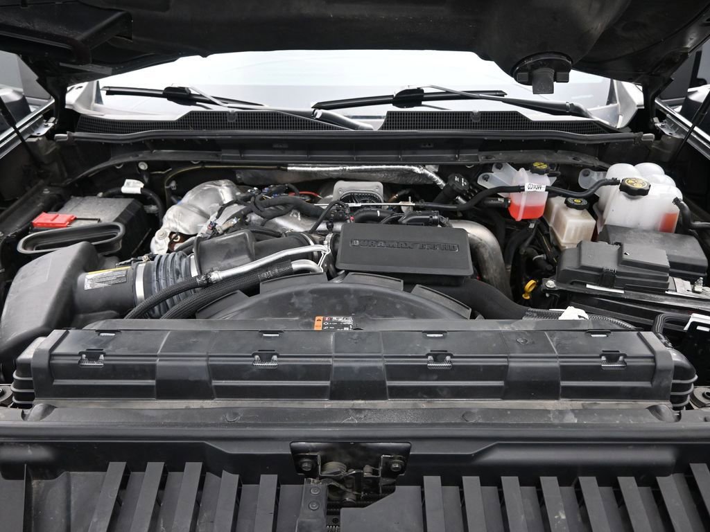 Used 2024 Chevrolet Silverado 2500 ZR2 w/ Technology Package image 35