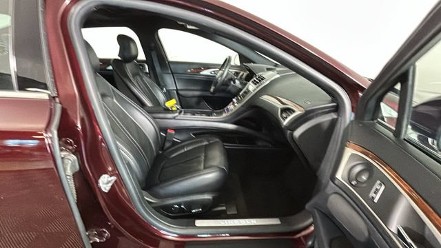 Used 2018 Lincoln MKZ Reserve w/ Climate Package FWD image 29