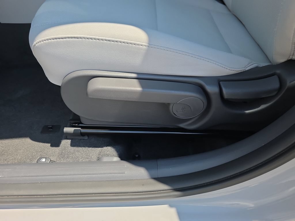 New 2026 Hyundai Kona SEL Sport FWD image 12