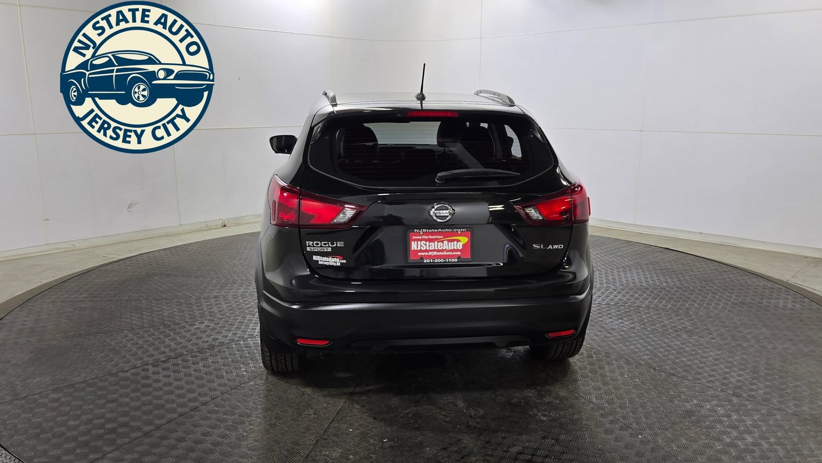 Used 2018 Nissan Rogue Sport SL AWD/4WD image 6