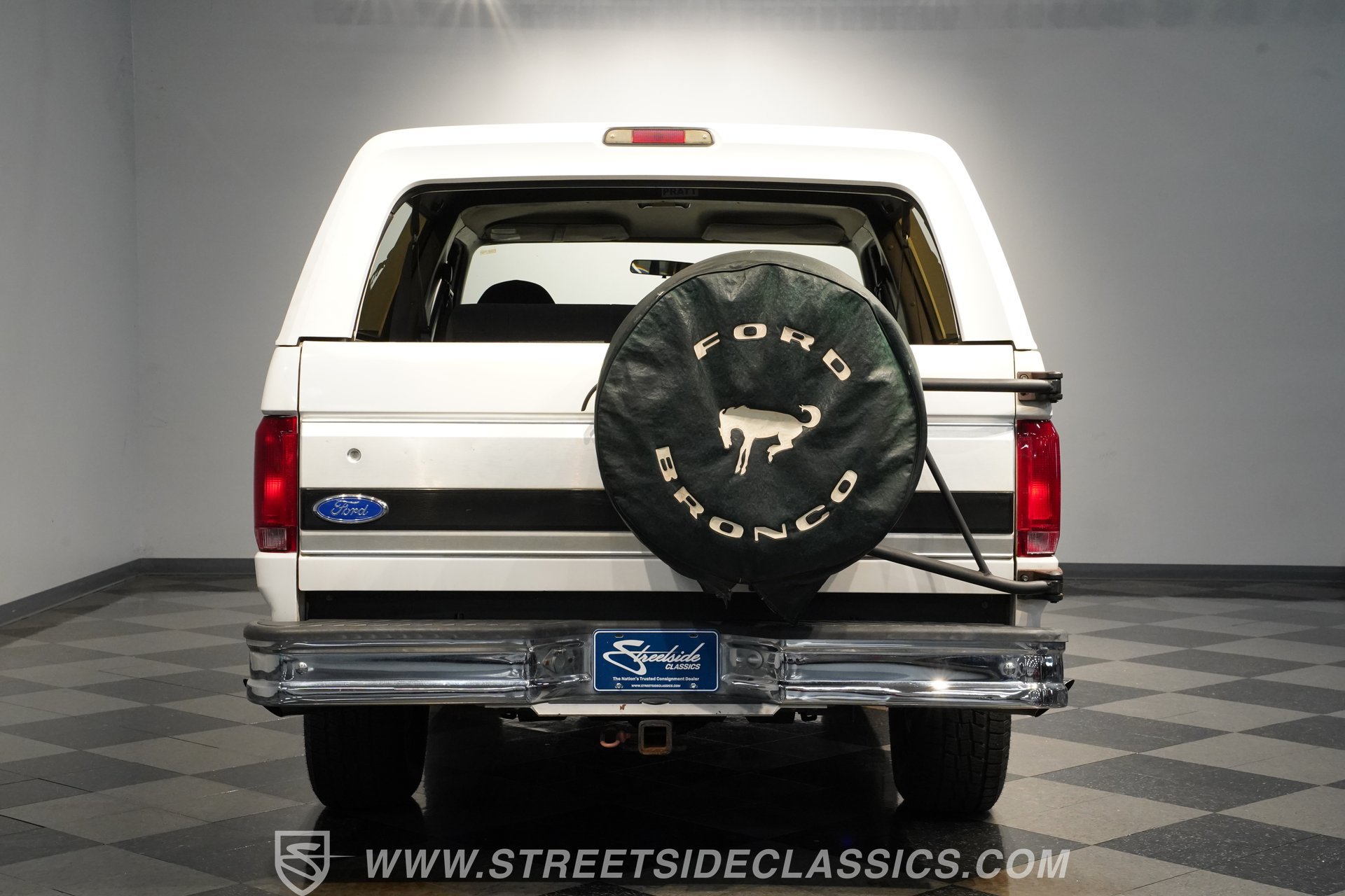 Used 1995 Ford Bronco XLT AWD/4WD image 11