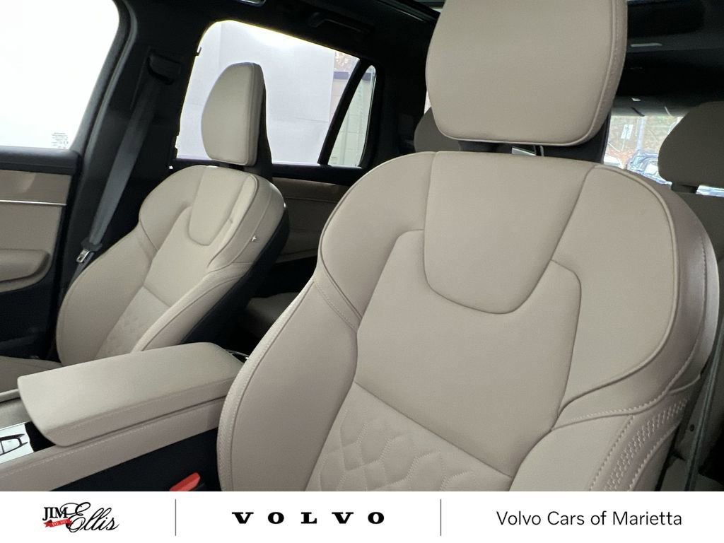 Certified 2025 Volvo XC90 B5 Plus image 16
