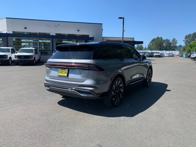 New 2025 Lincoln Nautilus Reserve image 7