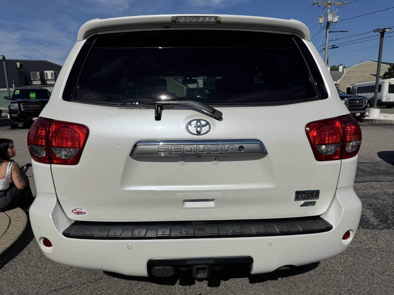 Used 2014 Toyota Sequoia Platinum AWD/4WD image 10