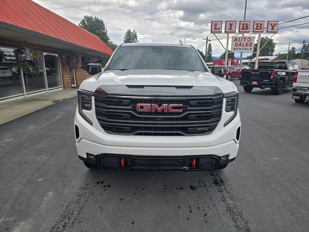 Used 2023 GMC Sierra 1500 AT4 w/ AT4 Preferred Package image 2