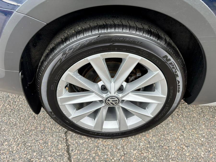 Used 2017 Volkswagen Golf Alltrack SEL image 34