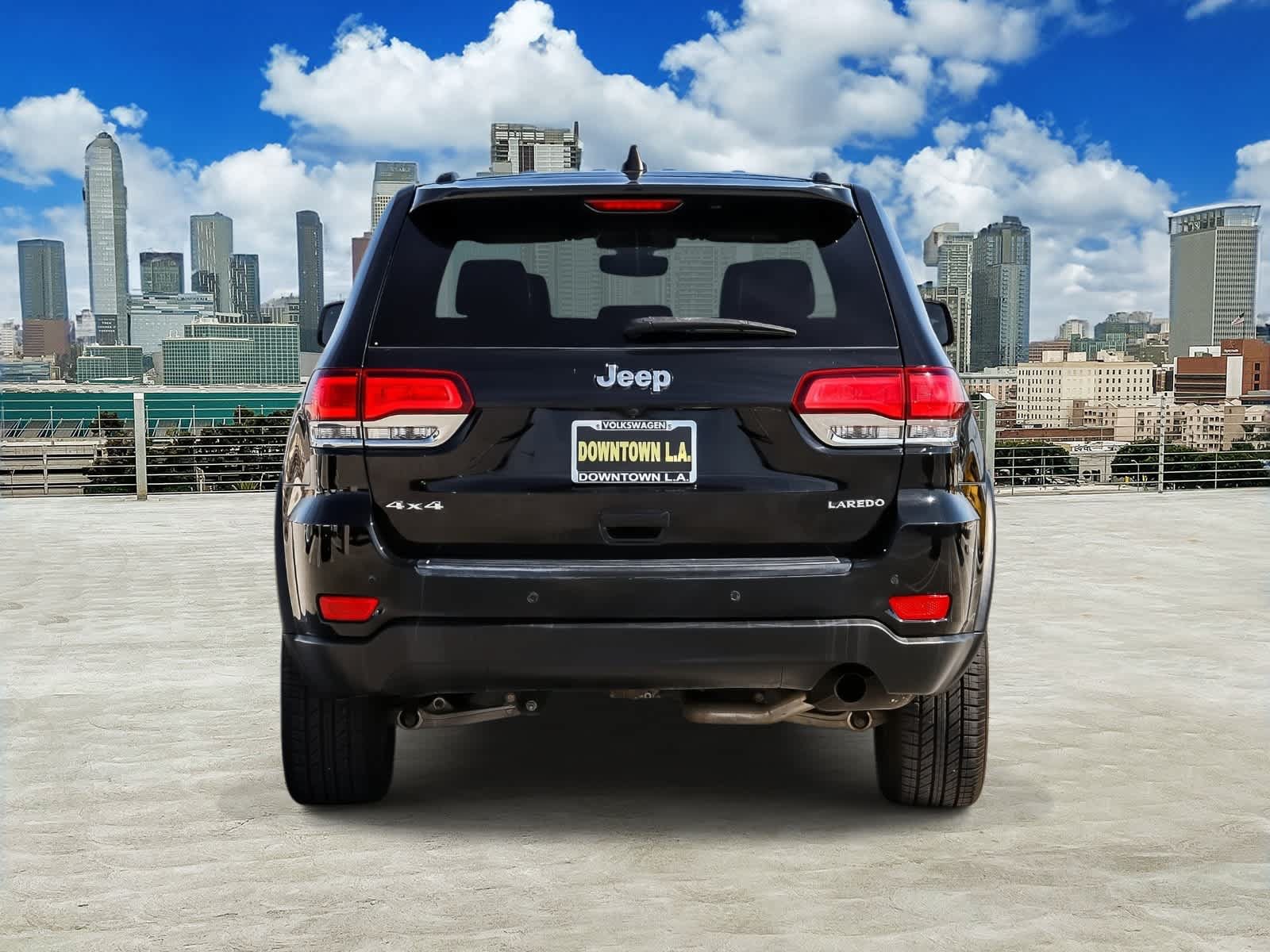 Used 2022 Jeep Grand Cherokee Laredo X AWD/4WD image 5