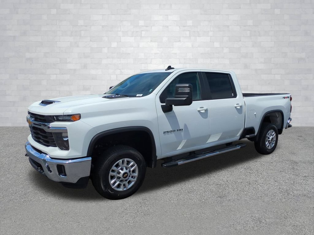 Used 2025 Chevrolet Silverado 2500 LT w/ Convenience Package AWD/4WD image 9