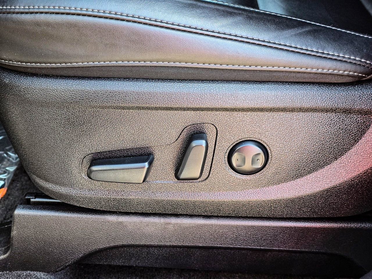 Used 2025 Kia Telluride S image 14