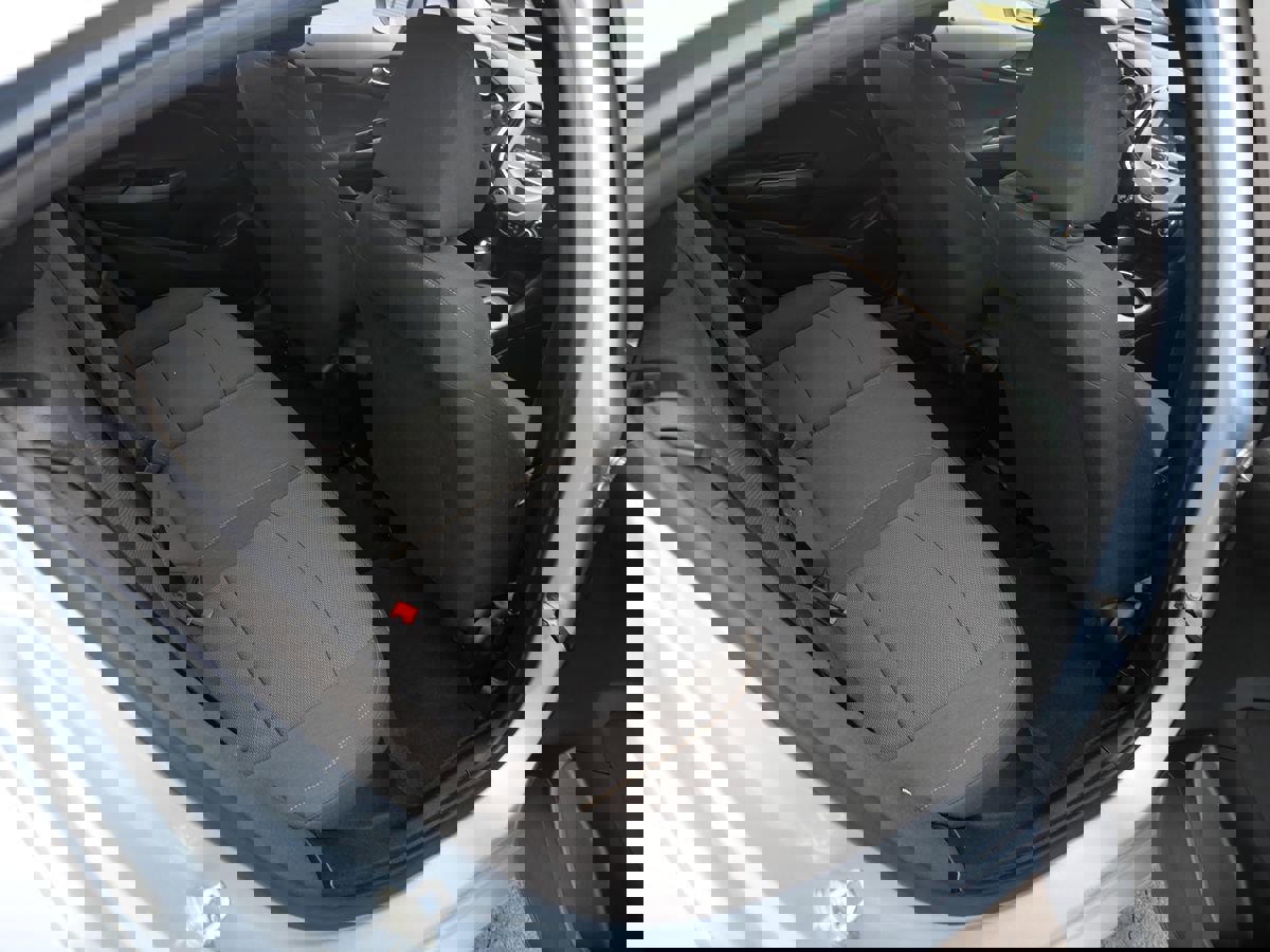 Used 2018 Chevrolet Cruze LS w/ LS Fleet Convenience Package image 23