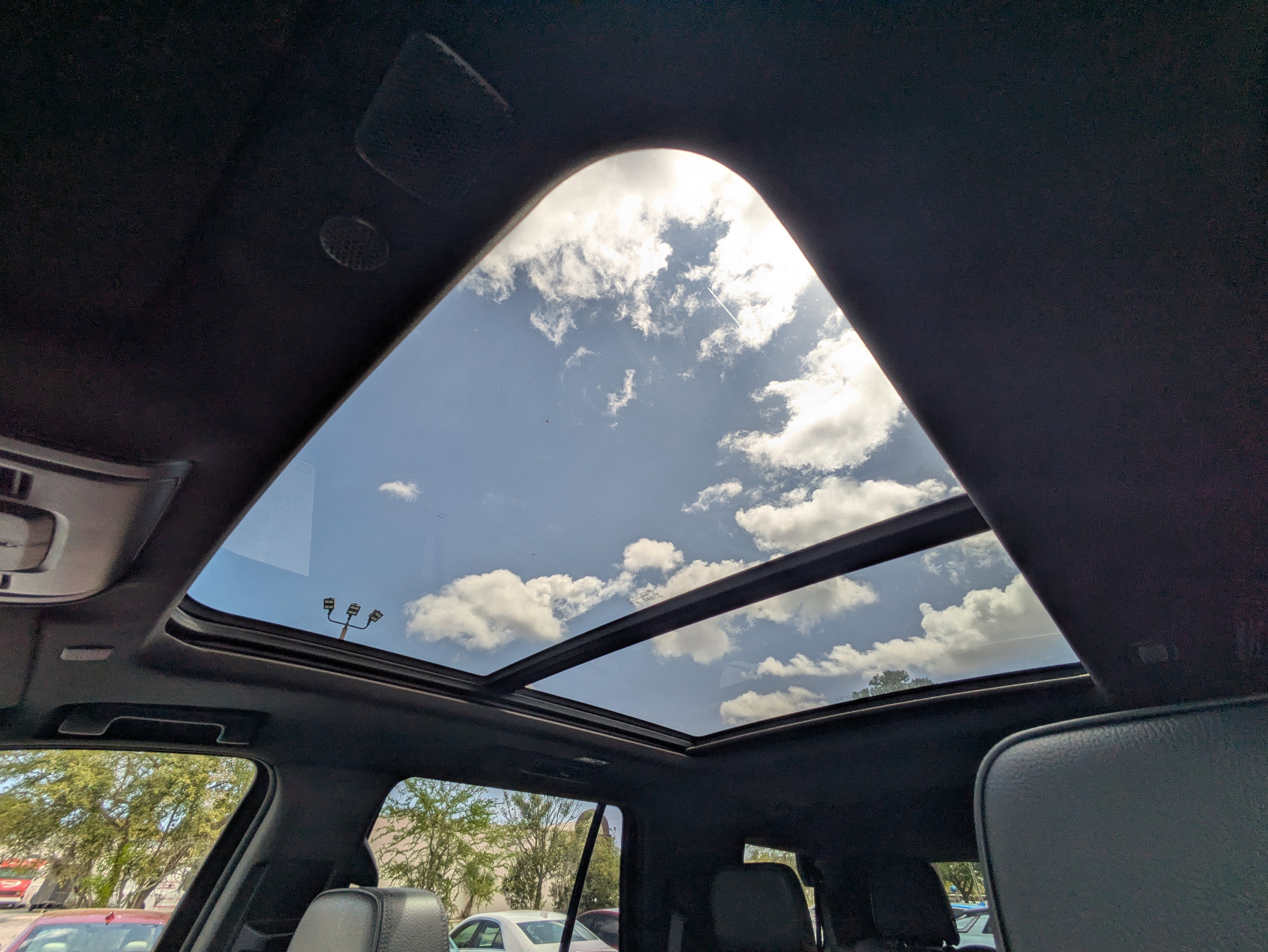 Used 2023 GMC Yukon Denali w/ Max Trailering Package image 15
