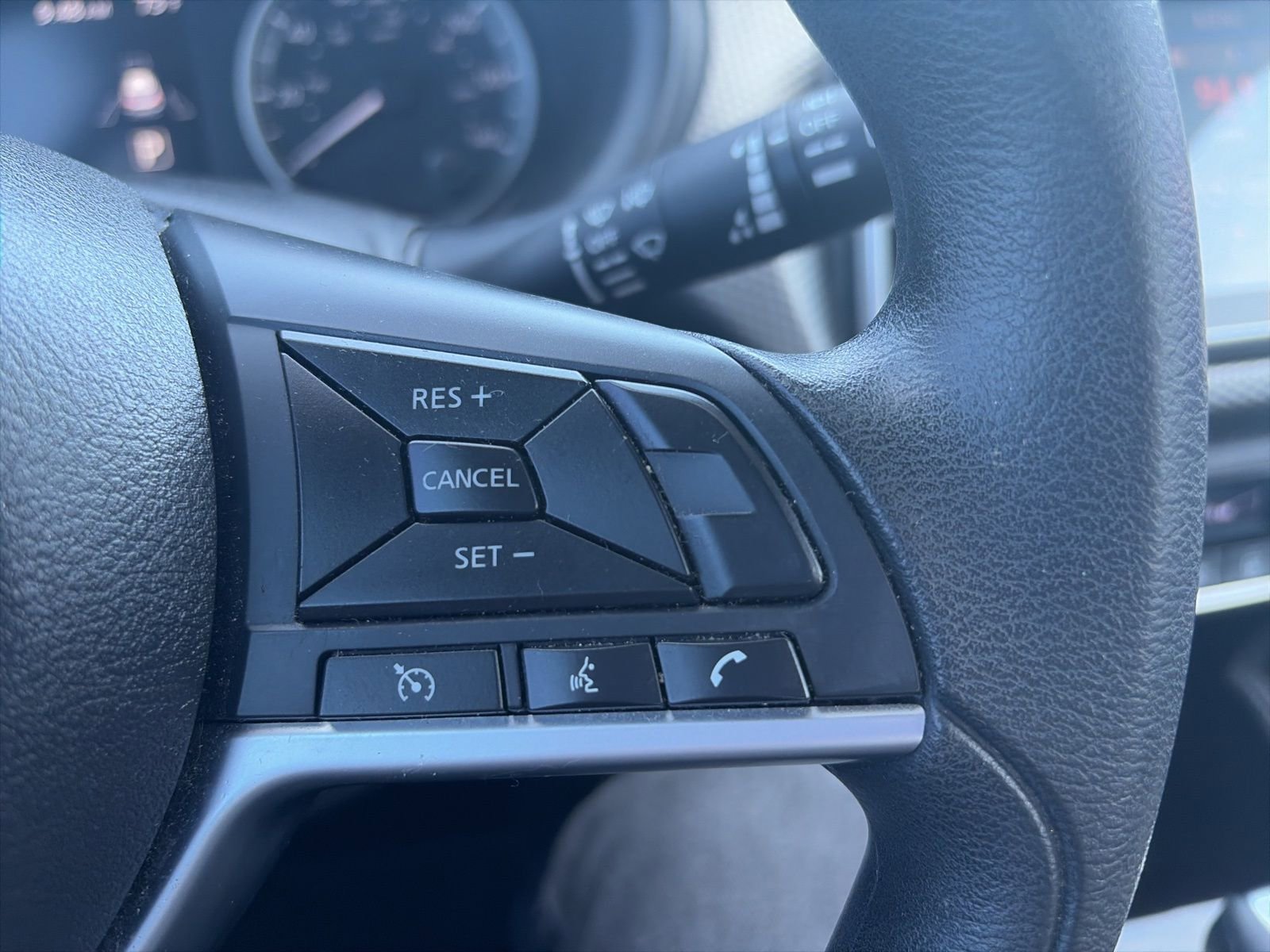 Used 2019 Nissan Kicks SV image 14