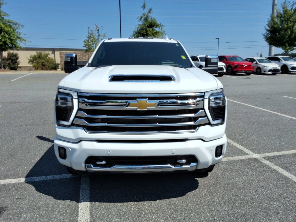 Certified 2025 Chevrolet Silverado 3500 High Country w/ High Country Premium Package AWD/4WD image 2