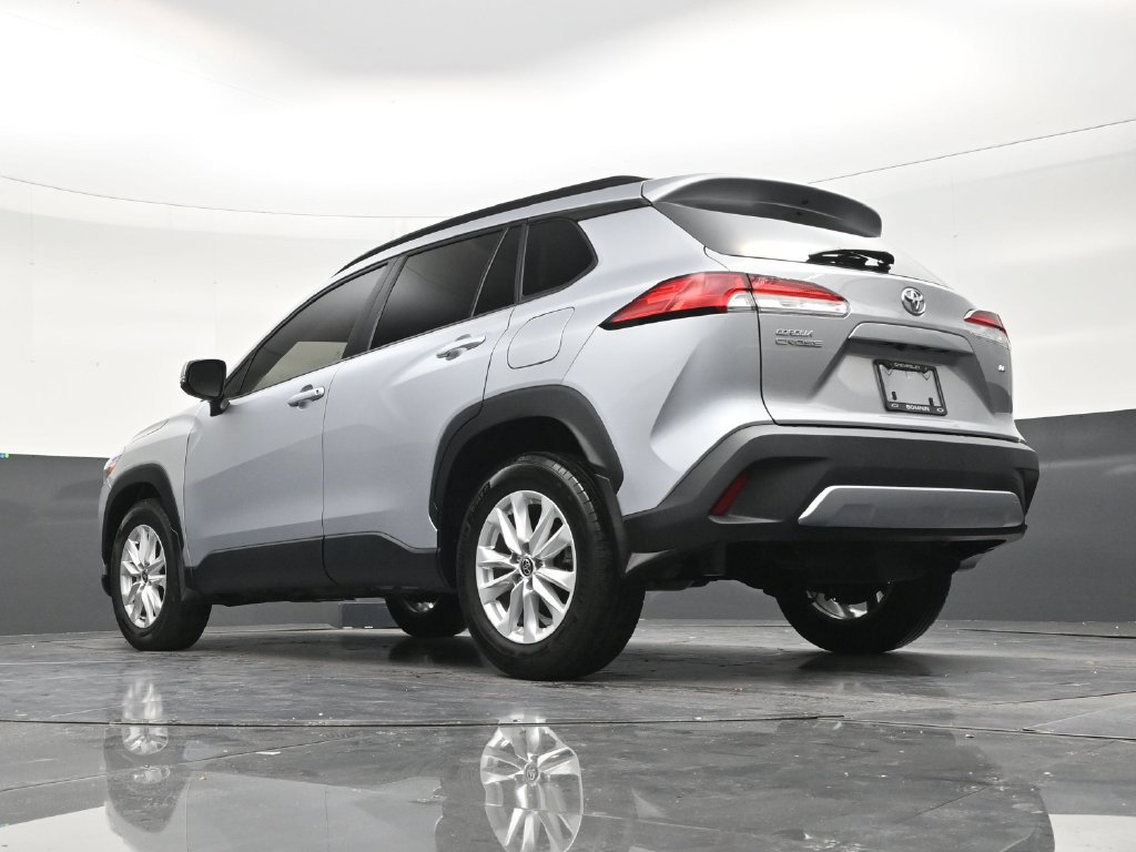 Used 2024 Toyota Corolla Cross LE w/ Moonroof Package FWD image 21