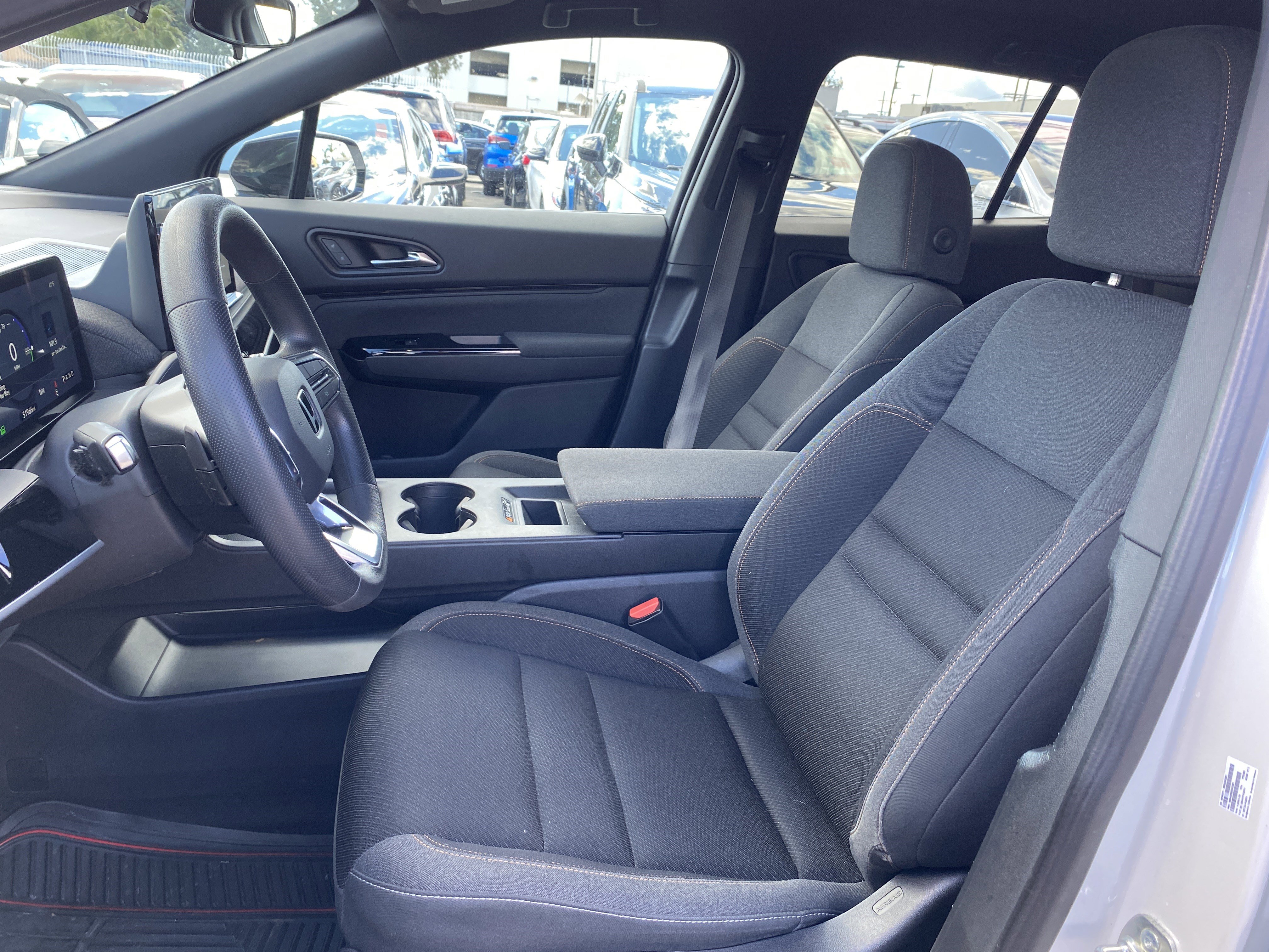 Used 2024 Honda Prologue EX image 11