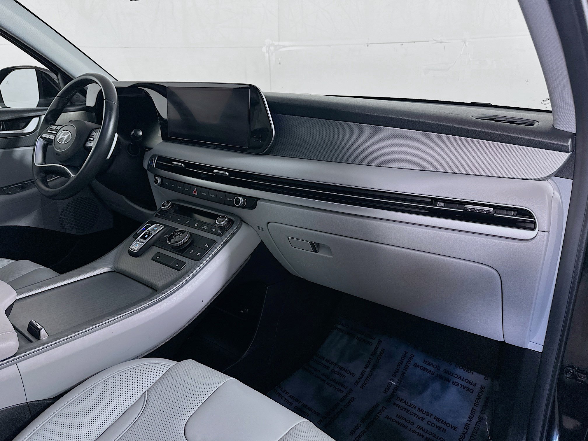 Used 2025 Hyundai Palisade SEL FWD image 29