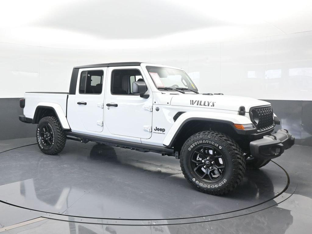 Used 2024 Jeep Gladiator Sport image 8