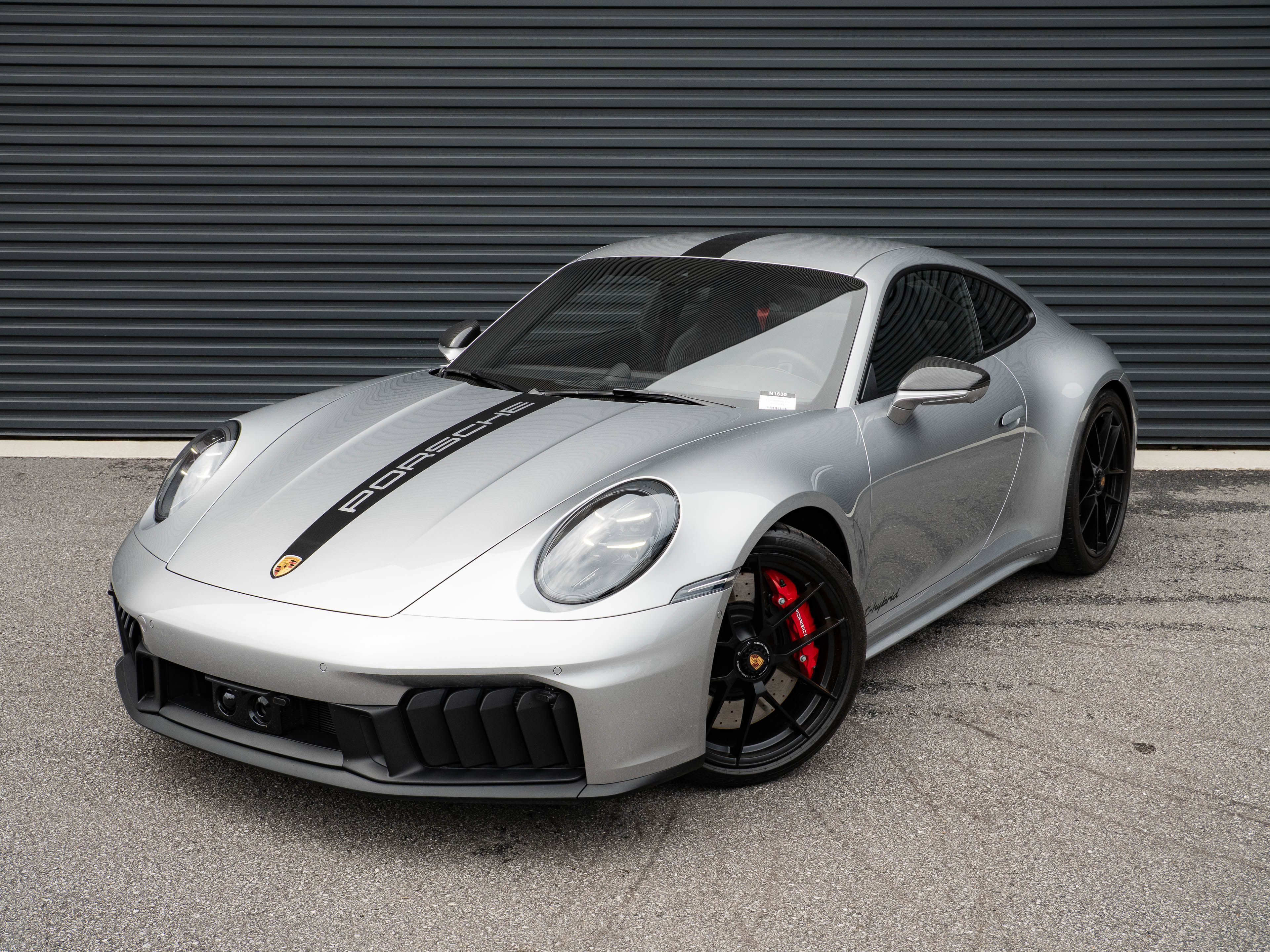 Certified 2025 Porsche 911 Carrera GTS RWD image 1