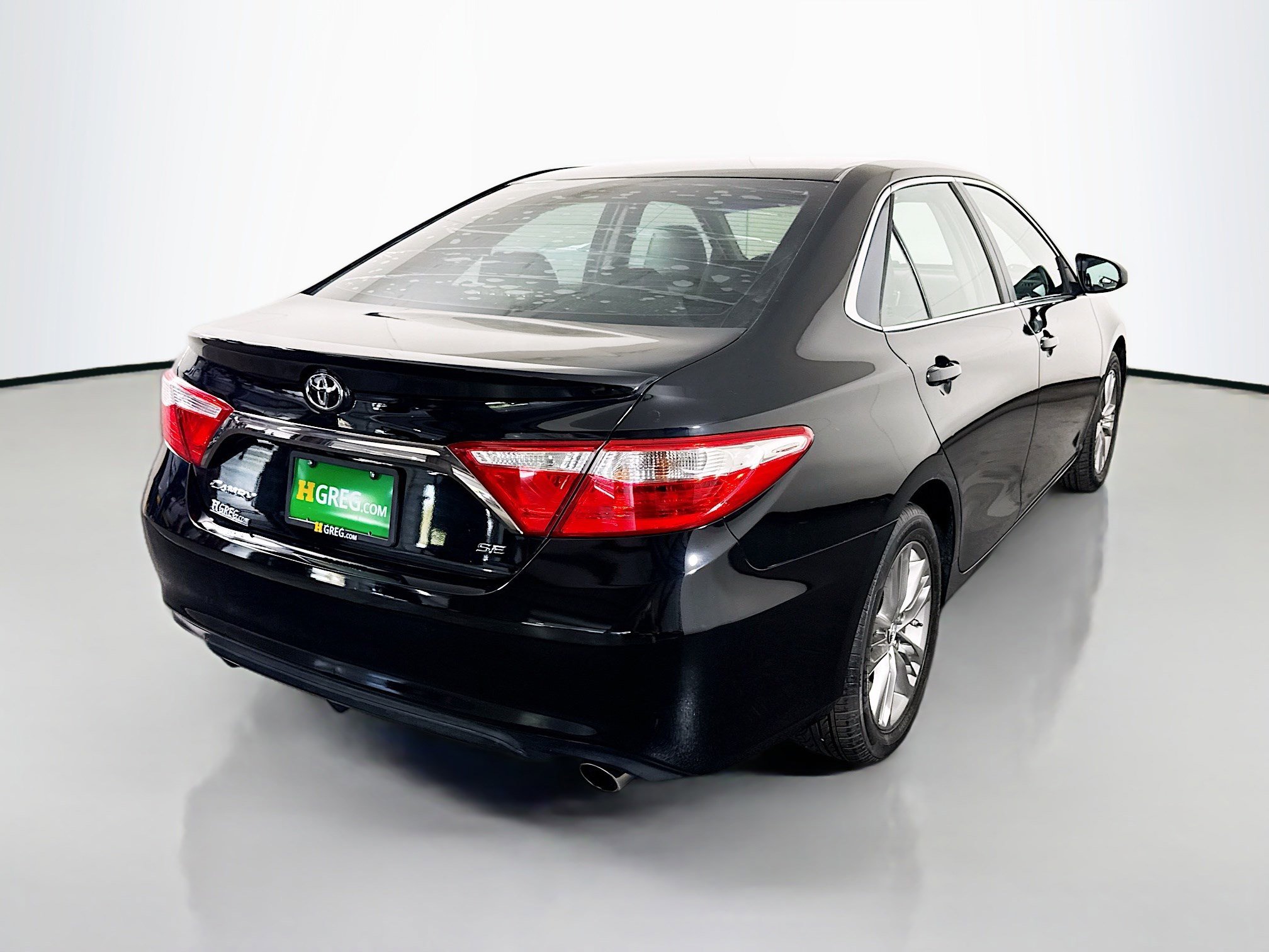 Used 2016 Toyota Camry SE FWD image 10