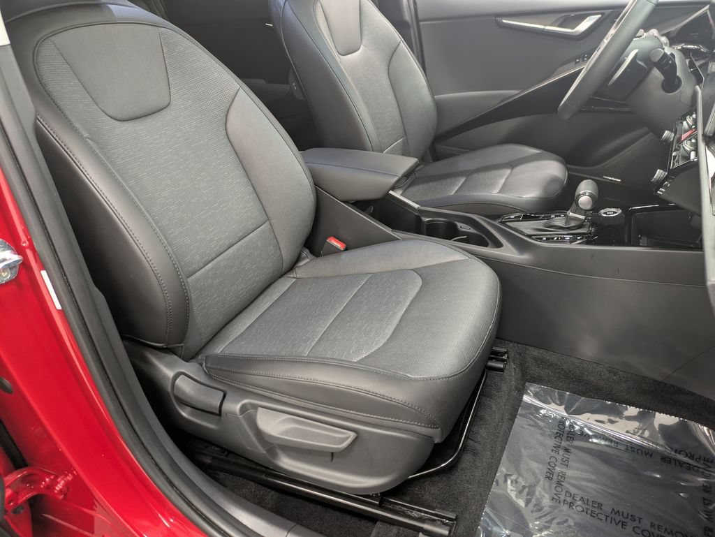 Certified 2023 Kia Niro SX Touring FWD image 29