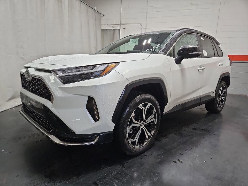 New 2025 Toyota RAV4 XSE image 3