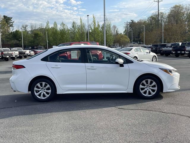 Used 2024 Toyota Corolla LE image 6