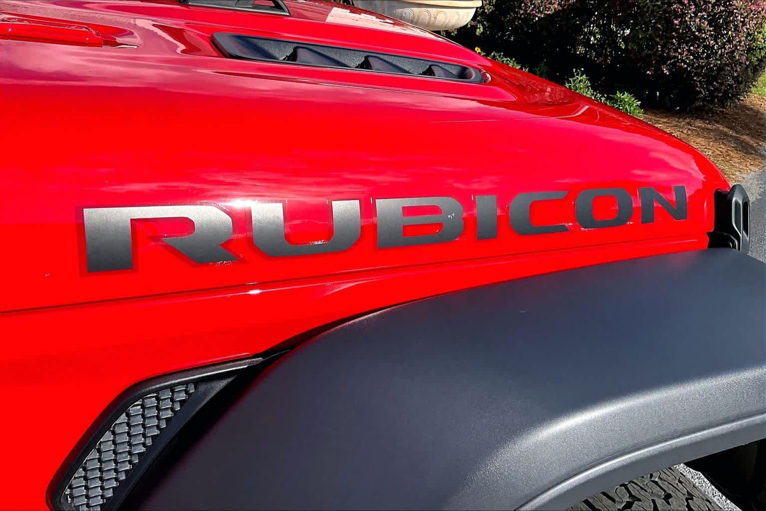Used 2025 Jeep Wrangler Unlimited Rubicon AWD/4WD image 10