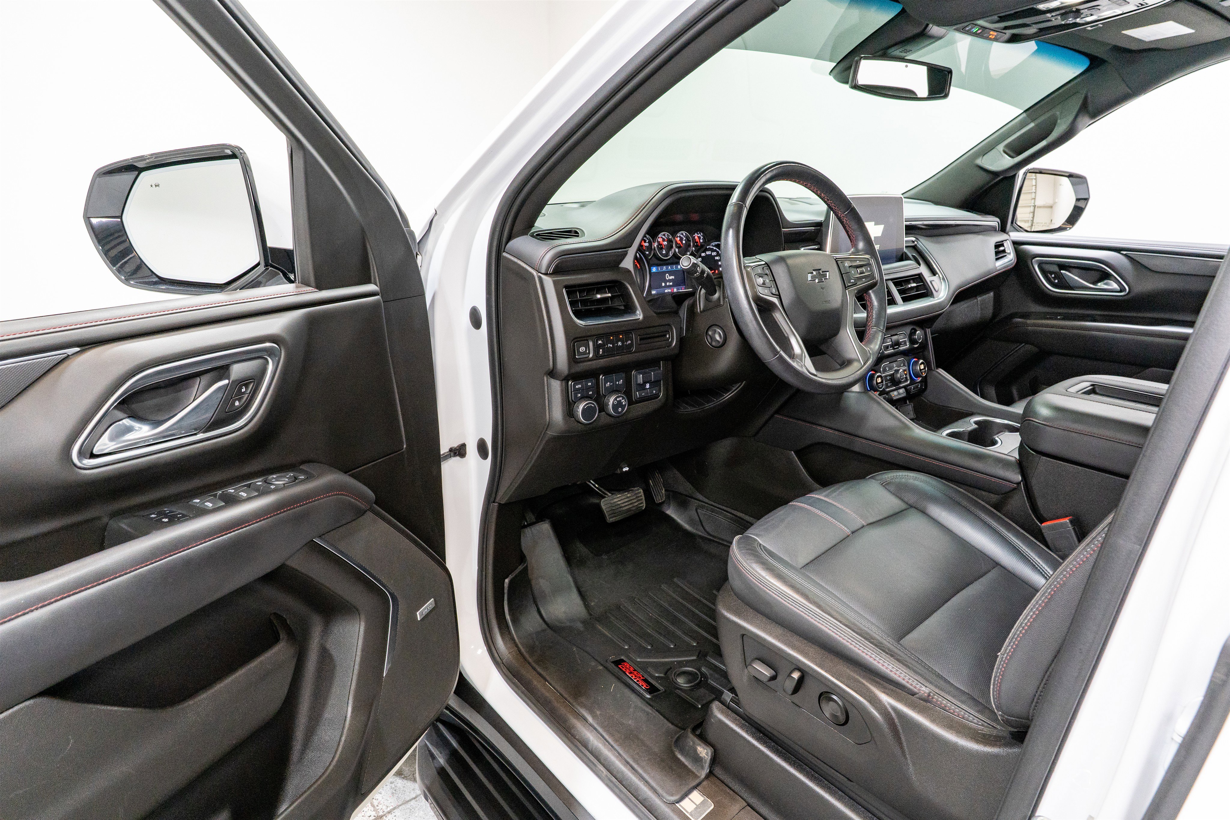 Used 2021 Chevrolet Tahoe RST w/ Luxury Package image 12