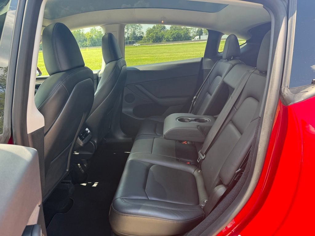 Used 2023 Tesla Model Y Long Range AWD/4WD image 14