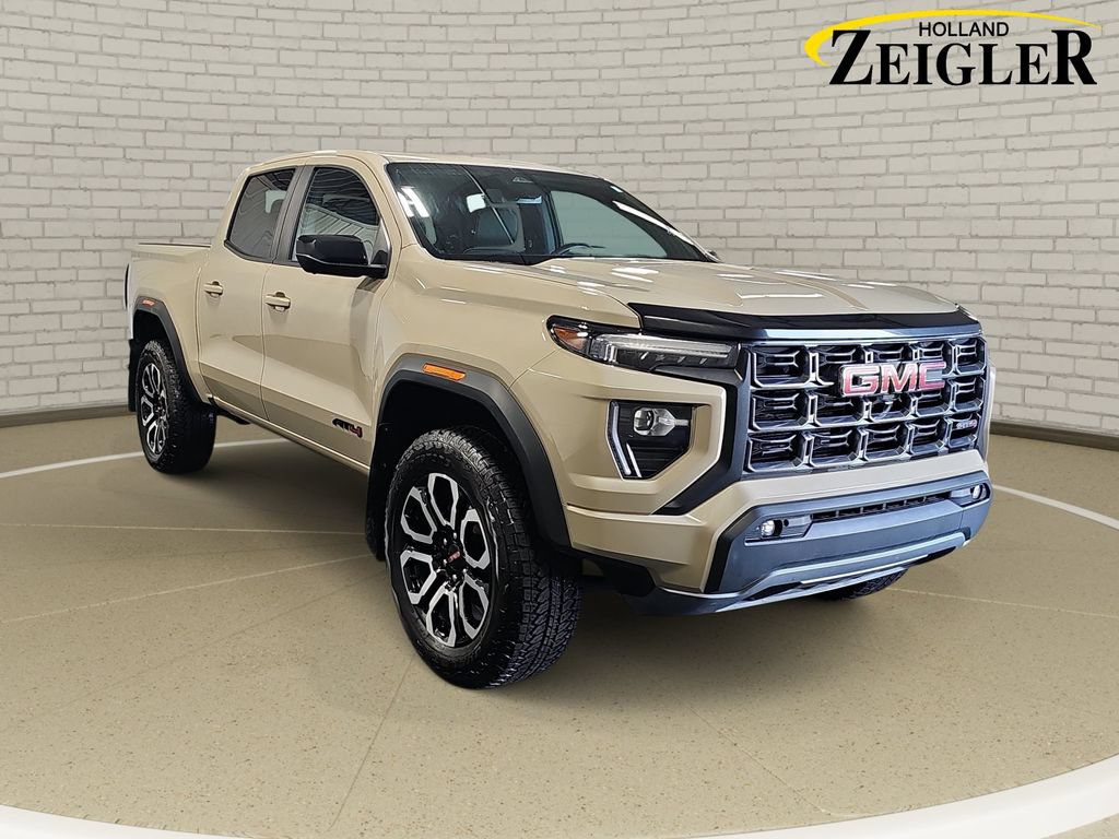 Used 2024 GMC Canyon AT4 w/ Technology Package AWD/4WD image 3