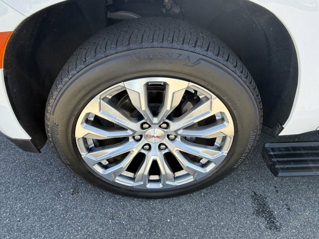 Used 2022 GMC Yukon Denali AWD/4WD image 11