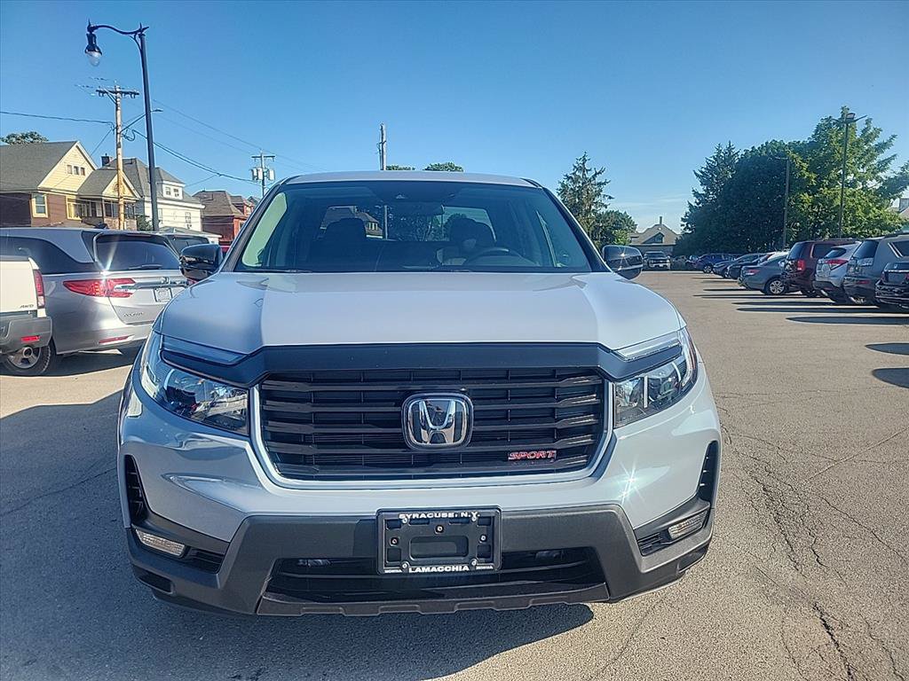 Used 2023 Honda Ridgeline Sport image 11