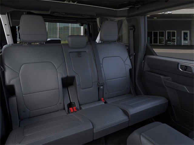 New 2025 Ford Bronco Badlands w/ Sasquatch Package image 11
