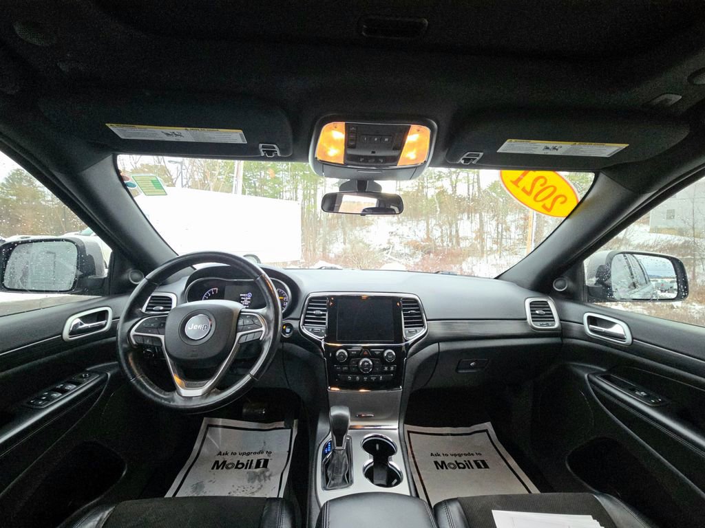 Used 2021 Jeep Grand Cherokee Laredo X image 13