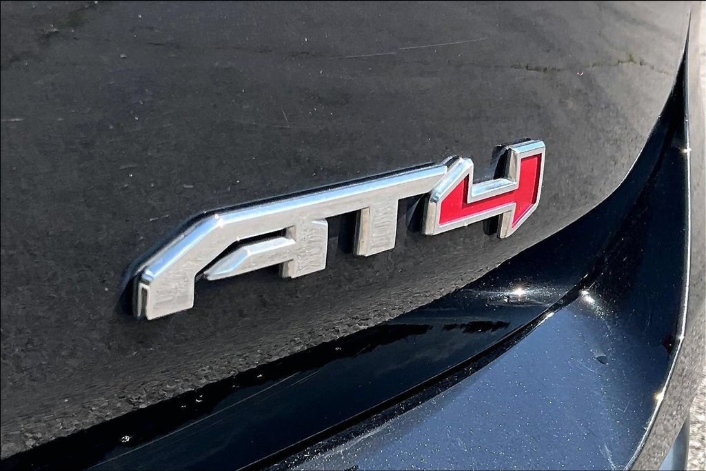 Used 2023 GMC Terrain AT4 AWD/4WD image 8