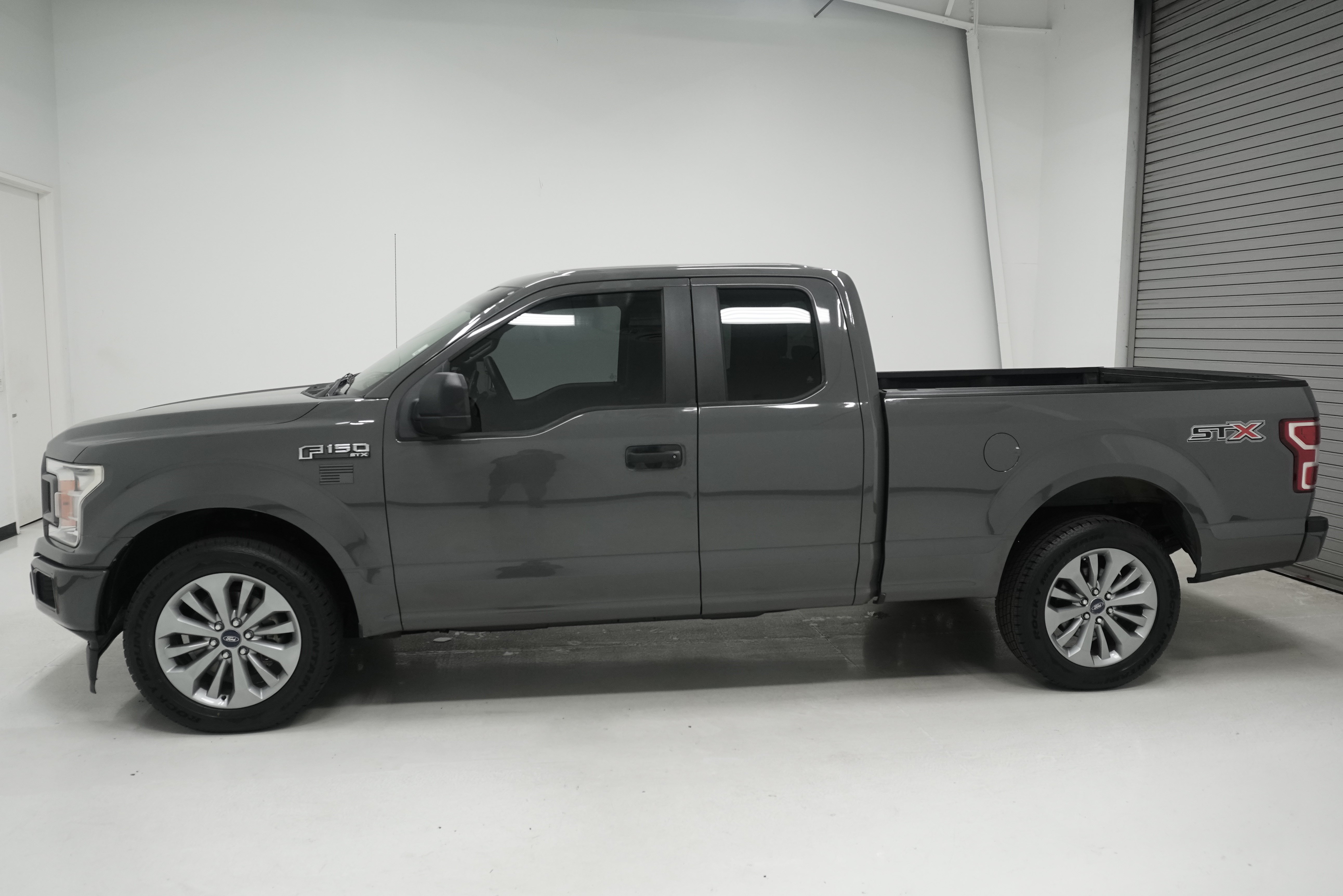 Used 2018 Ford F150 XL w/ Equipment Group 101A Mid RWD image 6