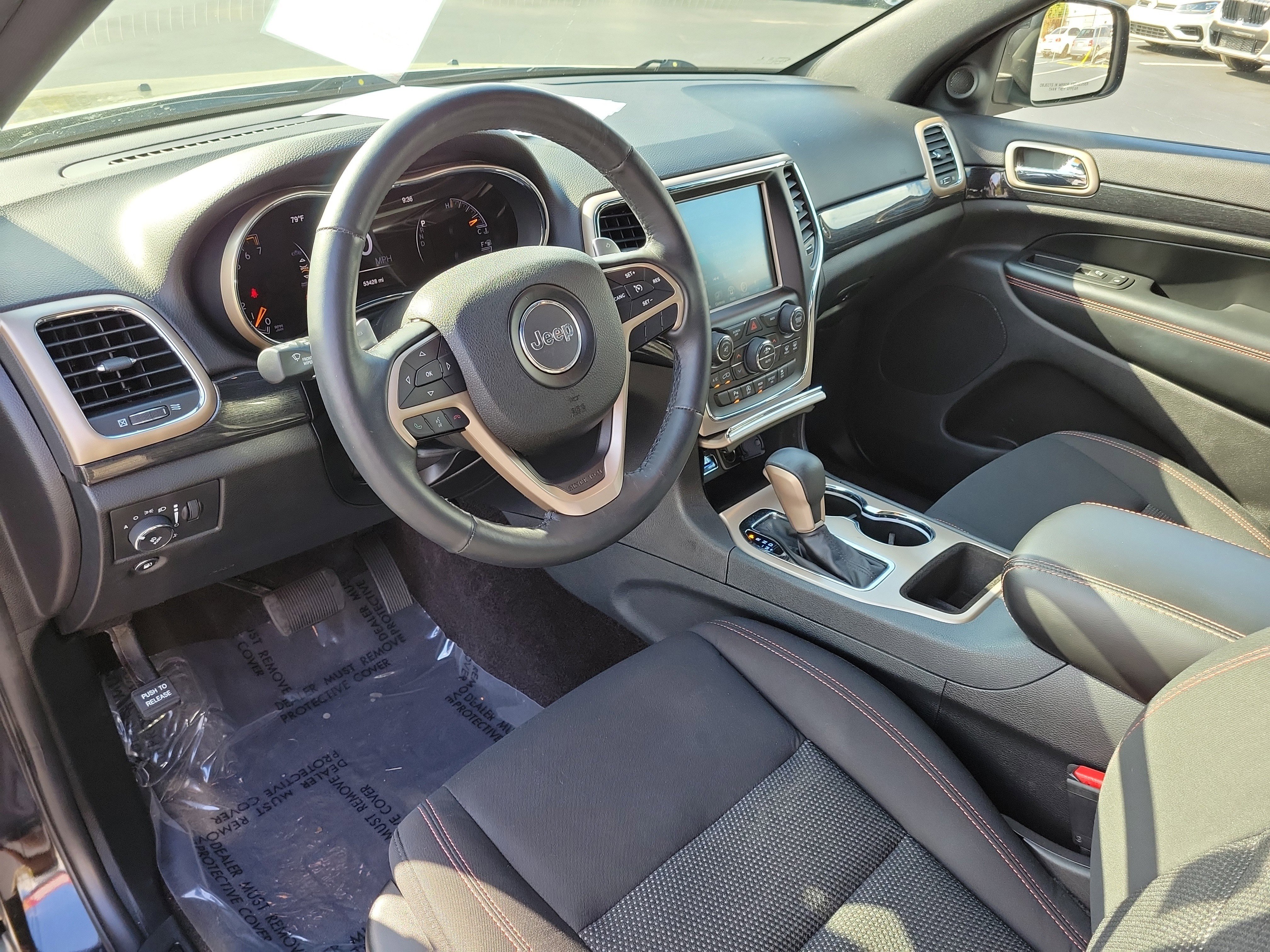 Used 2017 Jeep Grand Cherokee Laredo image 21