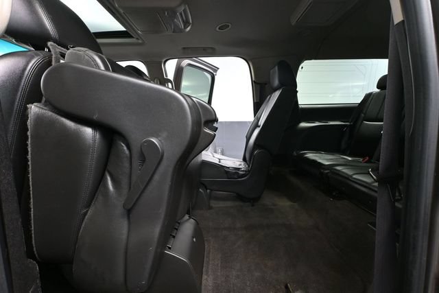Used 2012 GMC Yukon XL SLT w/ SLT-2 Equipment Package AWD/4WD image 38