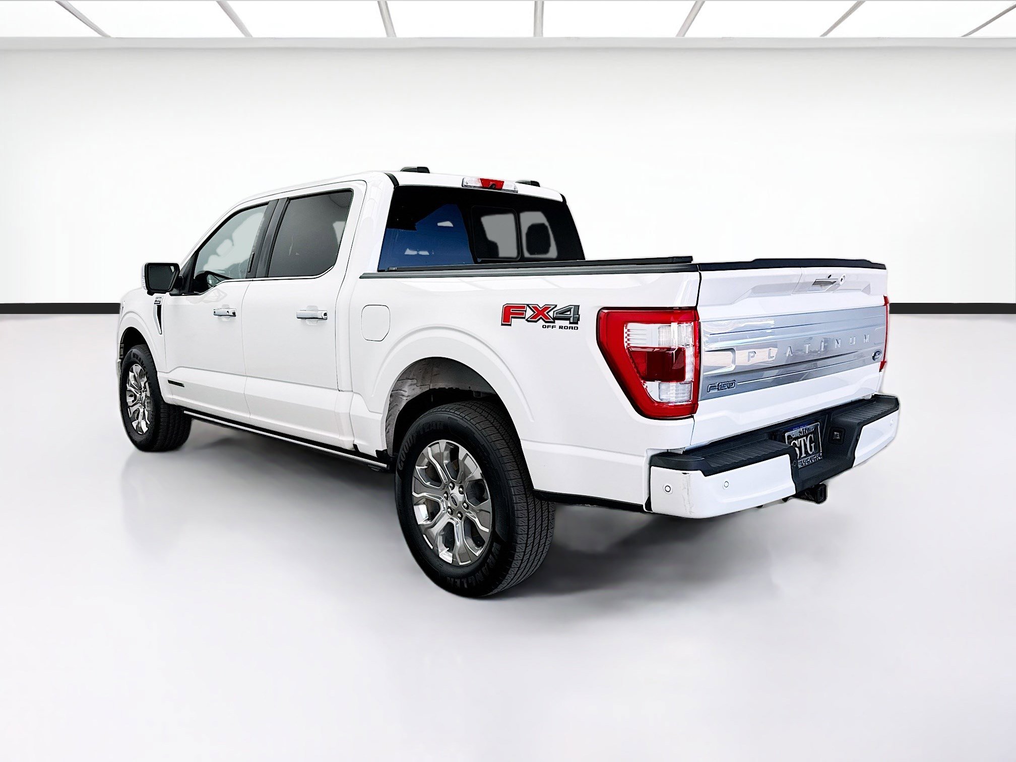 Used 2021 Ford F150 Platinum AWD/4WD image 6