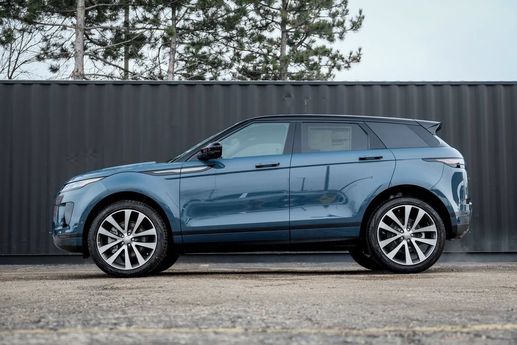 New 2026 Land Rover Range Rover Evoque S AWD/4WD image 3
