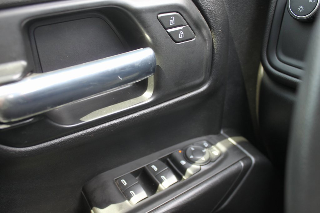 Used 2021 Chevrolet Silverado 1500 Custom w/ Rally Edition image 13